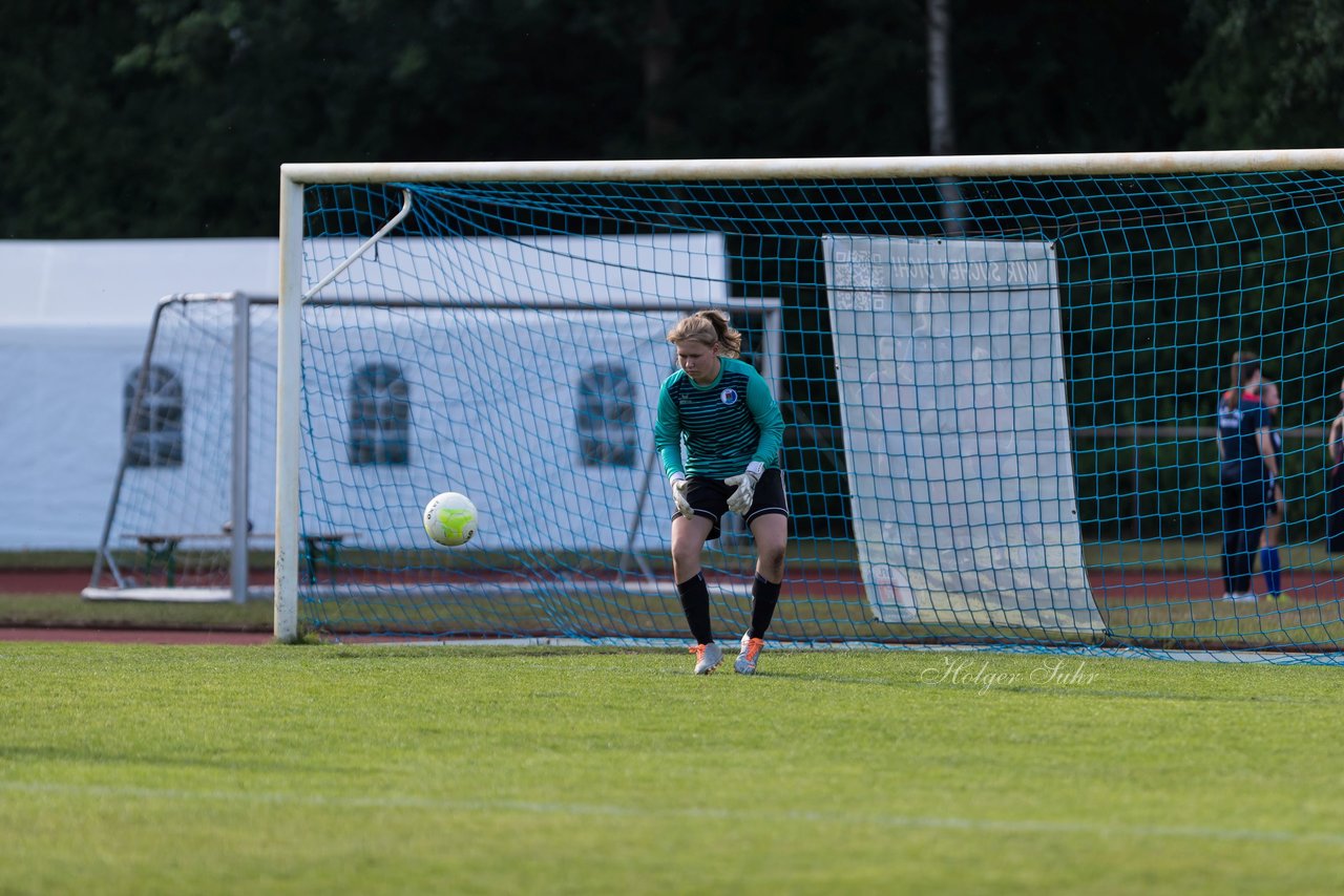 Bild 125 - Loewinnen-Cup